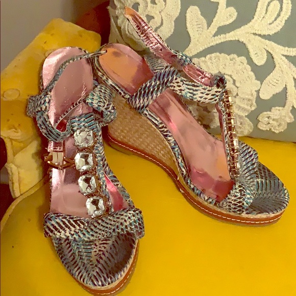 Turquoise jeweled wedges - Picture 1 of 4